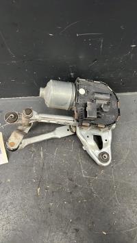 Moteur essuie glace avant gauche