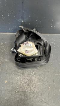 Ceinture arriere droit