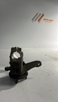 Fusee avant gauche