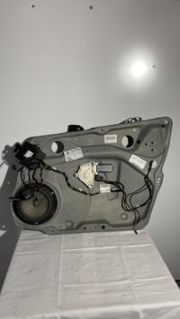 Leve vitre electrique avant droit