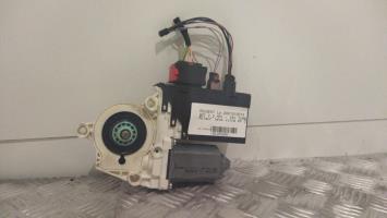Moteur leve vitre avant droit