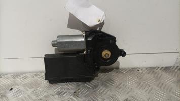 Leve vitre electrique avant droit