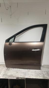 Porte avant gauche