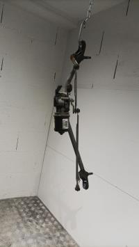 Moteur essuie glace avant