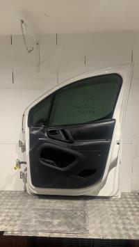 Porte avant droit