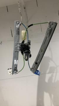Leve vitre electrique avant droit