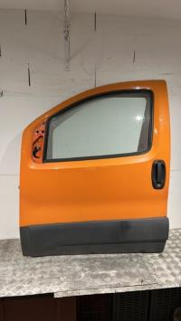 Porte avant gauche