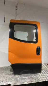 Porte laterale droit