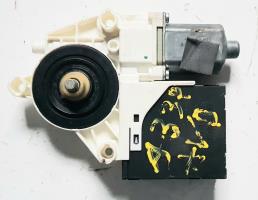 Moteur leve vitre avant droit