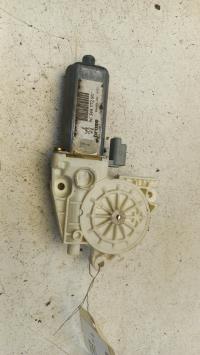 Moteur leve vitre avant droit