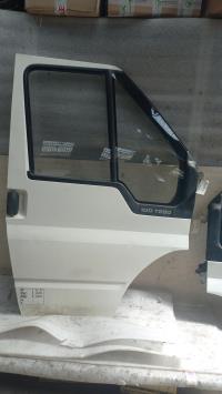 Porte avant droit
