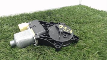 Moteur leve vitre avant droit