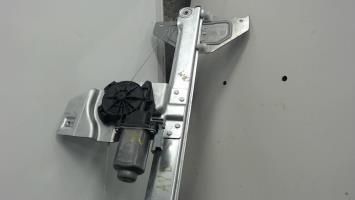 Leve vitre electrique avant droit