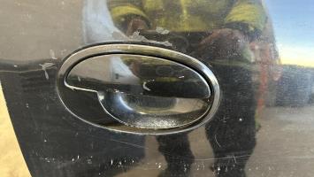 Poignee porte avant droit