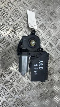 Moteur leve vitre arriere droit