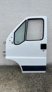 Porte avant gauche