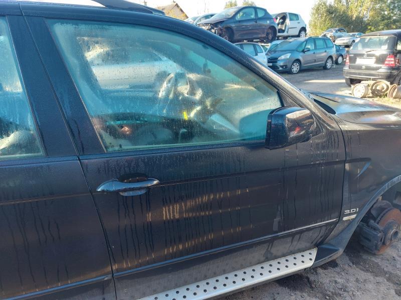 Porte avant droit