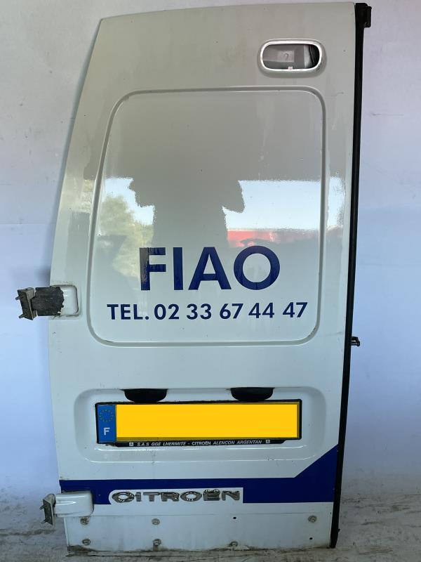 Porte de coffre gauche