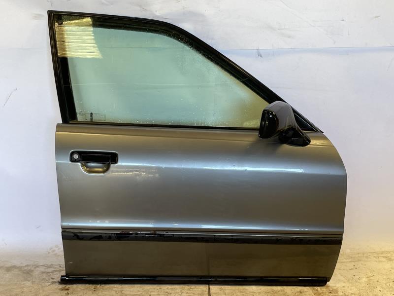 Porte avant droit