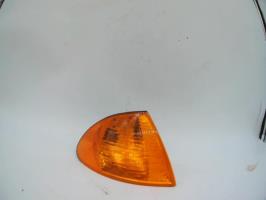 Optique avant secondaire droit (feux)(clignotant)