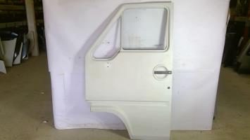Porte avant gauche