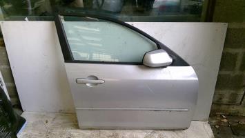 Porte avant droit