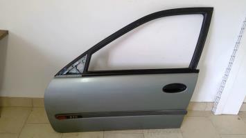 Porte avant gauche