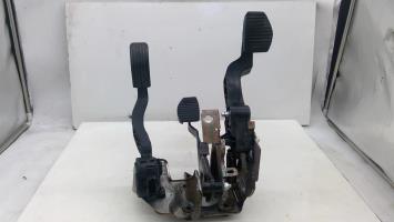 Pedalier