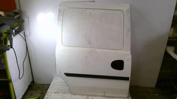 Porte laterale droit