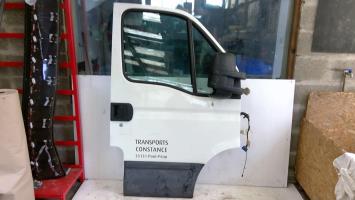 Porte avant droit