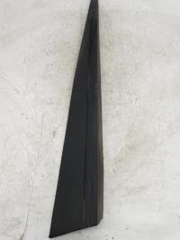 Baguette de porte avant droite