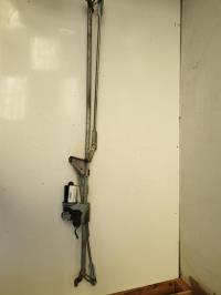 Moteur essuie glace avant