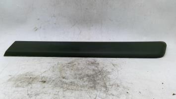 Baguette d'aile arrière gauche