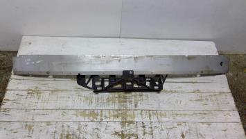 Renfort pare choc avant (traverse)
