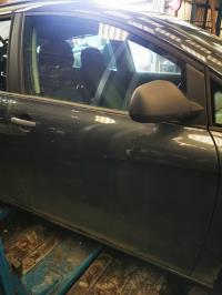 Porte avant droit