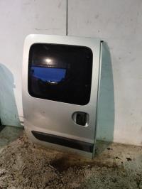 Porte laterale droit