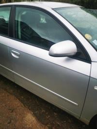 Porte avant droit