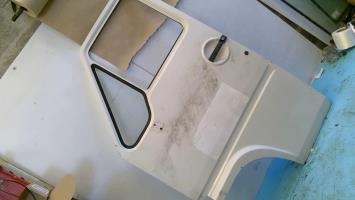 Porte avant gauche