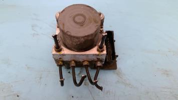Bloc ABS (freins anti-blocage)