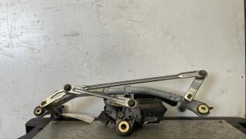 Moteur essuie glace avant