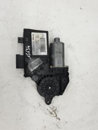 Moteur leve vitre avant gauche