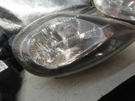 Optique avant principal droit (feux)(phare)