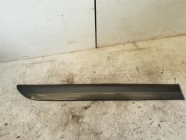 Baguette de porte arriere gauche 