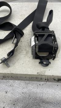 Ceinture arriere droit