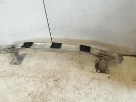 Renfort pare choc avant (traverse)