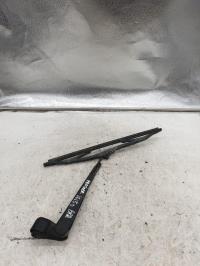 Bras essuie glace arriere