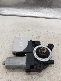 Moteur leve vitre avant gauche