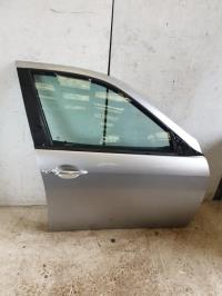 Porte avant droit