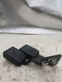 Attache ceinture arriere gauche
