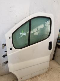 Porte avant gauche